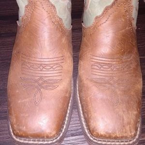 Women's Justin Gypsy turquoise boots 10